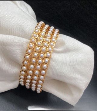 2.10 Iympon Pearl Bangle 1i0012